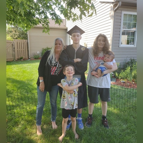 Meet your Posher, Amy - Picture 5 of 6